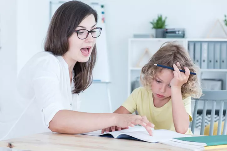 Çocuğum Okuma ve Yazmayı Öğrenmekte Zorlanıyor, Ne Yapabilirim?